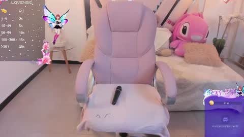Snapshot of maavca chatting on 07/09/26, 01:37 maavca online show from 07/09/26, 01:37