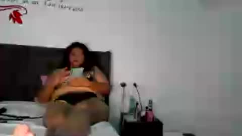 Snapshot of maayanlevi chatting on 06/19/26, 10:13 maayanlevi online show from 06/19/26, 10:13