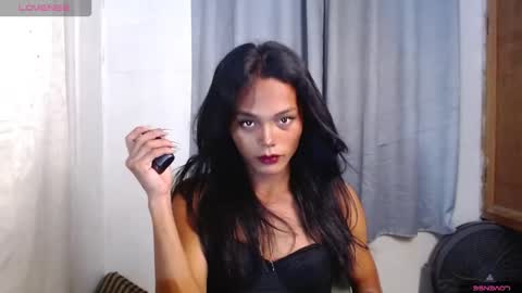 Snapshot of mabuhay_lola chatting on 05/25/26, 10:43 Divina online show from 05/25/26, 10:43