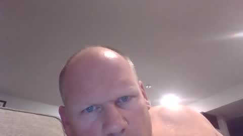 Snapshot of mac19861 chatting on 02/20/26, 02:19 mac19861 online show from 02/20/26, 02:19