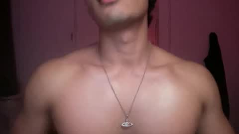 Snapshot of mac_cain chatting on 10/08/25, 09:23 Maccain online show from 10/08/25, 09:23