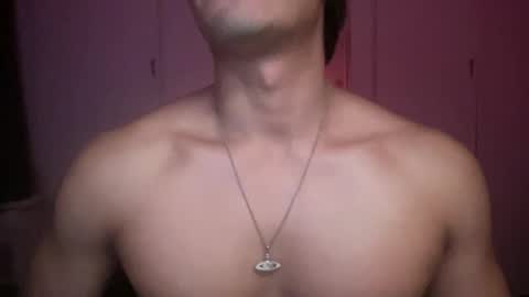 Snapshot of mac_cain chatting on 10/17/25, 09:50 Maccain online show from 10/17/25, 09:50