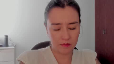 Snapshot of macarenax chatting on 02/09/26, 04:55 Maca online show from 02/09/26, 04:55