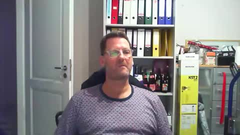 macfly67 online show from 02/03/26, 06:46