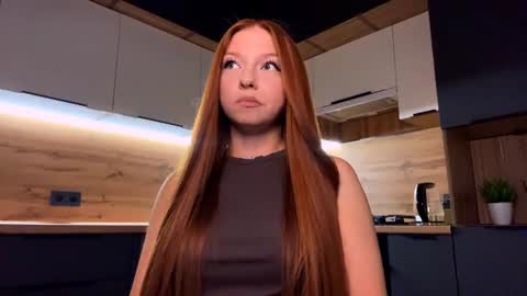 Snapshot of machelleunderdahl chatting on 07/16/26, 10:49 Nicole online show from 07/16/26, 10:49