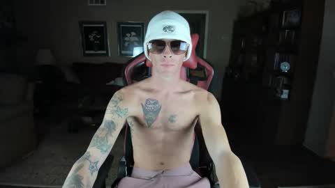 machinecumkelly69 online show from 02/18/26, 04:52