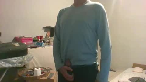 Snapshot of machoalex chatting on 05/12/26, 07:16 MACHOLIVRE online show from 05/12/26, 07:16