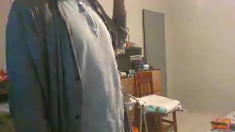 Snapshot of machoalex chatting on 06/03/26, 08:06 MACHOLIVRE online show from 06/03/26, 08:06