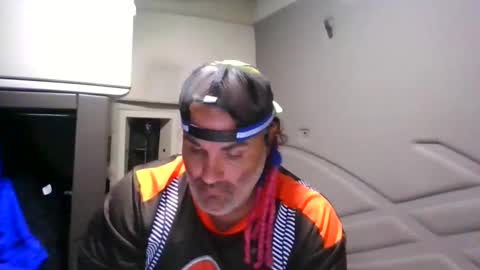 machu el bibliotecario online show from 10/22/25, 04:24