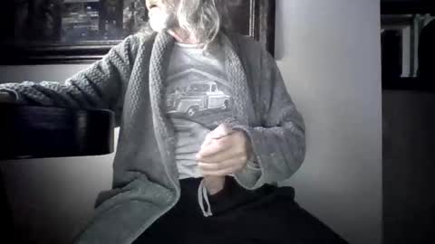 Snapshot of mack1960959307 chatting on 01/18/26, 10:52 Big mack 1 online show from 01/18/26, 10:52