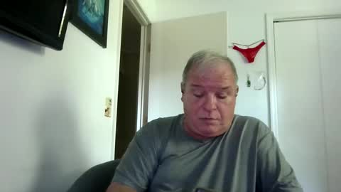 mackdocc001 online show from 09/17/25, 08:10