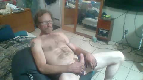 mackdog1369 online show from 12/19/24, 03:41