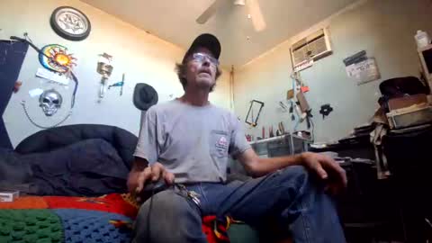 mackdog1369 online show from 11/16/25, 07:52