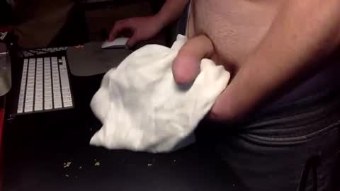 MacLowe online show from 11/22/25, 11:31