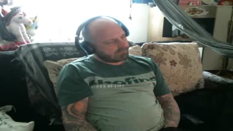 Manuel online show from 03/11/25, 07:48