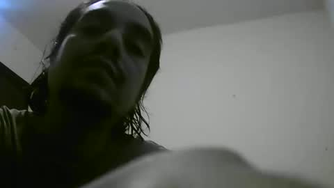Cris B online show from 11/03/25, 05:03