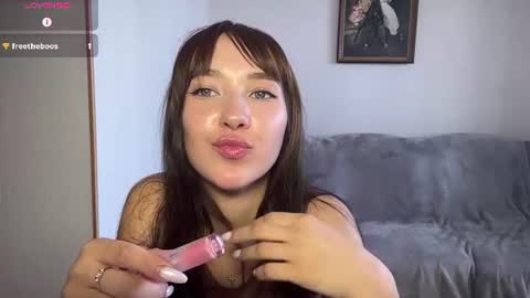 Snapshot of madalyneaks chatting on 07/14/26, 08:19 Lilo online show from 07/14/26, 08:19