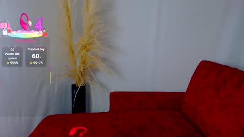 Snapshot of madam_dali chatting on 12/22/25, 01:19 Dalila online show from 12/22/25, 01:19