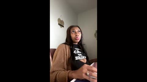 madam_glam online show from 01/14/26, 03:39