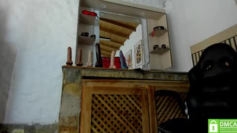 madame ibby online show from 04/13/26, 02:00