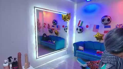 Snapshot of madame_scarllet chatting on 07/14/26, 11:38 Madame Scarllet online show from 07/14/26, 11:38
