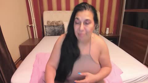 Nora online show from 12/05/25, 10:46