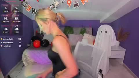 Evelyn online show from 11/01/25, 06:37