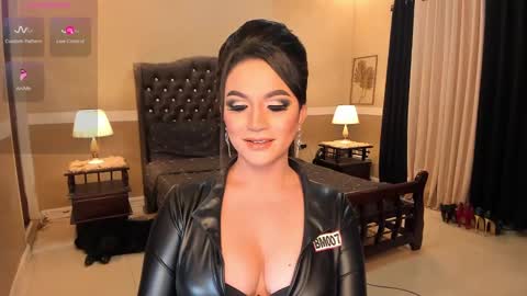 Snapshot of madammistressdominatrixxx chatting on 02/22/25, 03:34 Alison Kloss online show from 02/22/25, 03:34