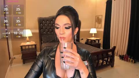 Snapshot of madammistressdominatrixxx chatting on 02/25/25, 02:14 Alison Kloss online show from 02/25/25, 02:14