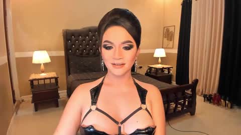Snapshot of madammistressdominatrixxx chatting on 03/03/25, 04:47 Alison Kloss online show from 03/03/25, 04:47