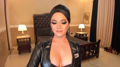 Snapshot of madammistressdominatrixxx chatting on 03/11/25, 02:54 Alison Kloss online show from 03/11/25, 02:54