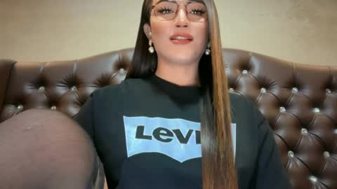 Snapshot of madammistressdominatrixxx chatting on 07/23/26, 01:58 Alison Kloss online show from 07/23/26, 01:58