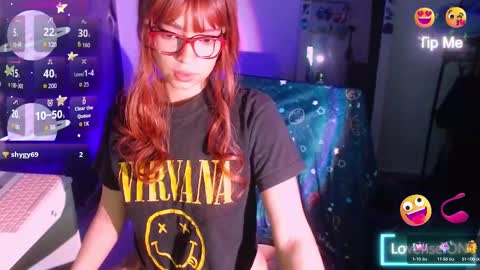 alex online show from 09/12/25, 04:34