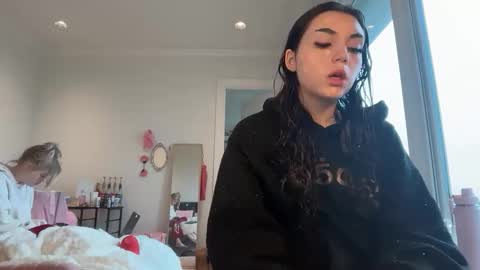 maddieblair1 online show from 02/01/26, 06:06