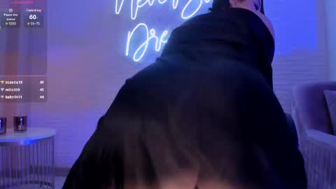 Maddison online show from 03/11/25, 09:34