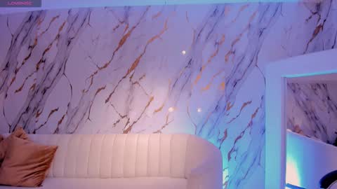 Maddison online show from 10/18/25, 05:10