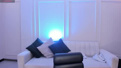 Maddison online show from 02/01/26, 02:10