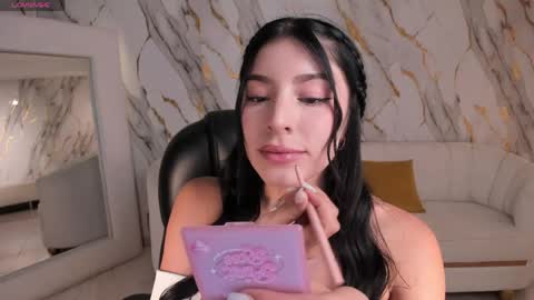 Snapshot of maddisontaylor chatting on 05/17/26, 05:09 Maddison online show from 05/17/26, 05:09
