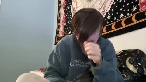 Snapshot of maddlips chatting on 11/16/25, 01:28 Rat Boy online show from 11/16/25, 01:28