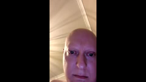 maddogg17 online show from 12/17/25, 05:52