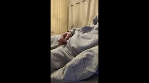 maddogg17 online show from 12/18/25, 07:53