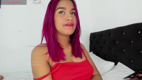 maddy1_1 online show from 12/16/25, 07:19