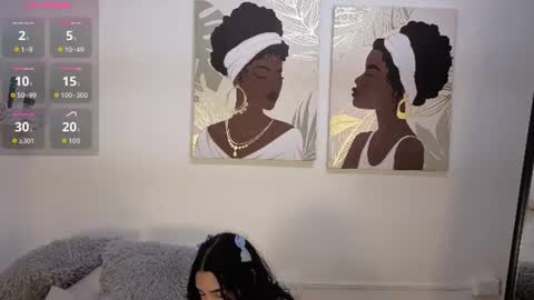 Maddy   online show from 06/25/26, 10:47