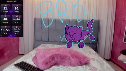 Maddy Please help me with your thumbs up its important online show from 12/14/24, 11:45