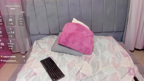 Maddy Please help me with your thumbs up its important online show from 12/26/24, 11:13