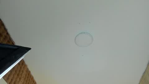 Maddy Please help me with your thumbs up its important online show from 01/21/25, 11:34