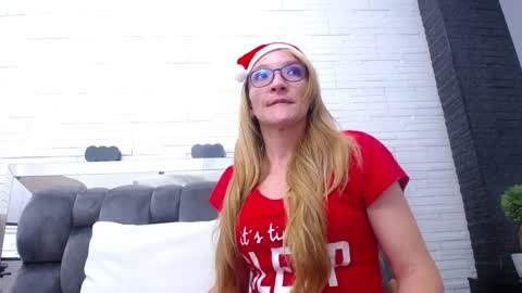 maddy cartter online show from 12/26/24, 03:06