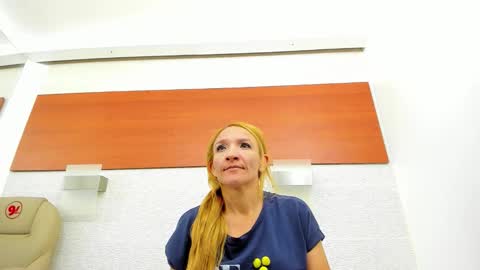 maddy cartter online show from 12/18/25, 10:10