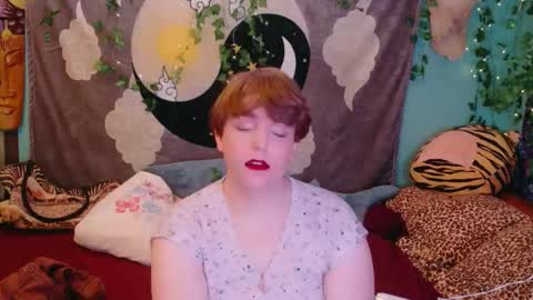 Maddy Cat online show from 10/21/25, 02:29