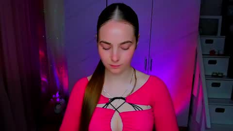 maddy_gate online show from 05/25/26, 08:53